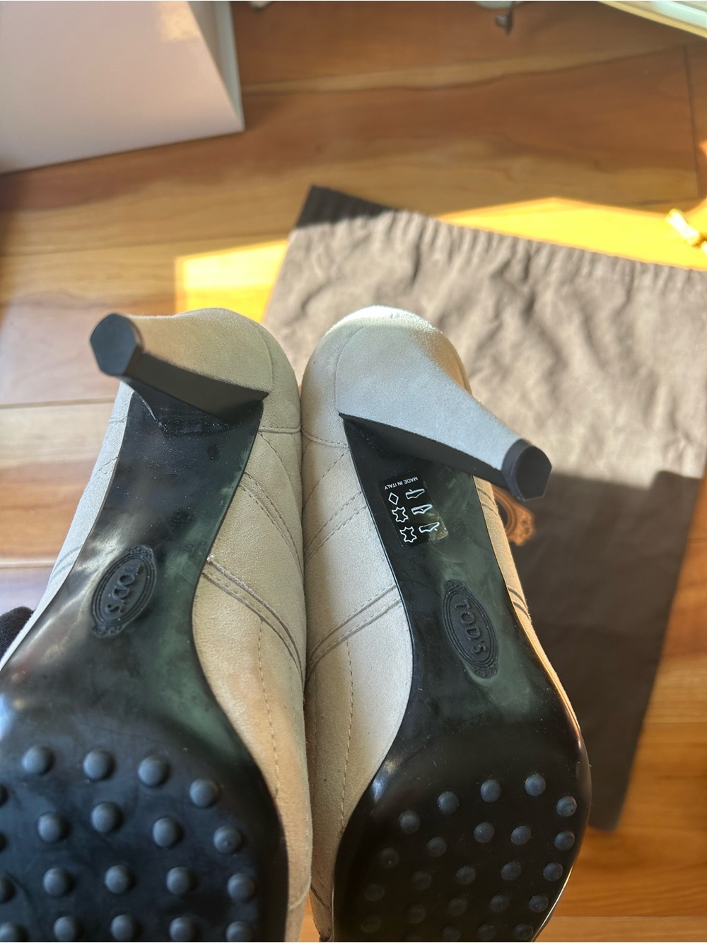 Tod’s Leather Lace-Up Ankle Boots - Picture 6 of 16